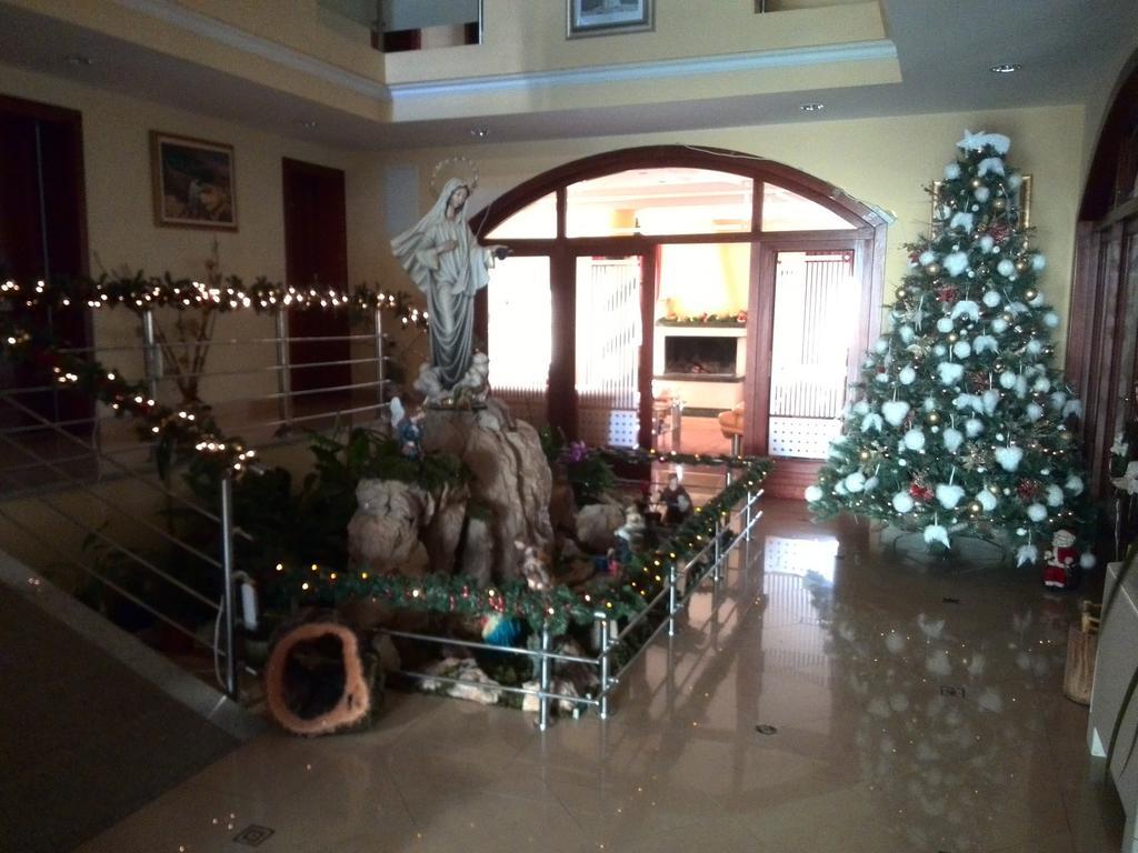 Hotel Rosabel Medjugorje Exterior photo